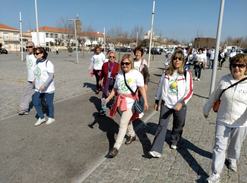 ADCE realiza Caminhada da Felicidade