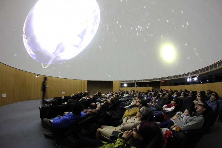 Planetário comemora 25 anos do Hubble