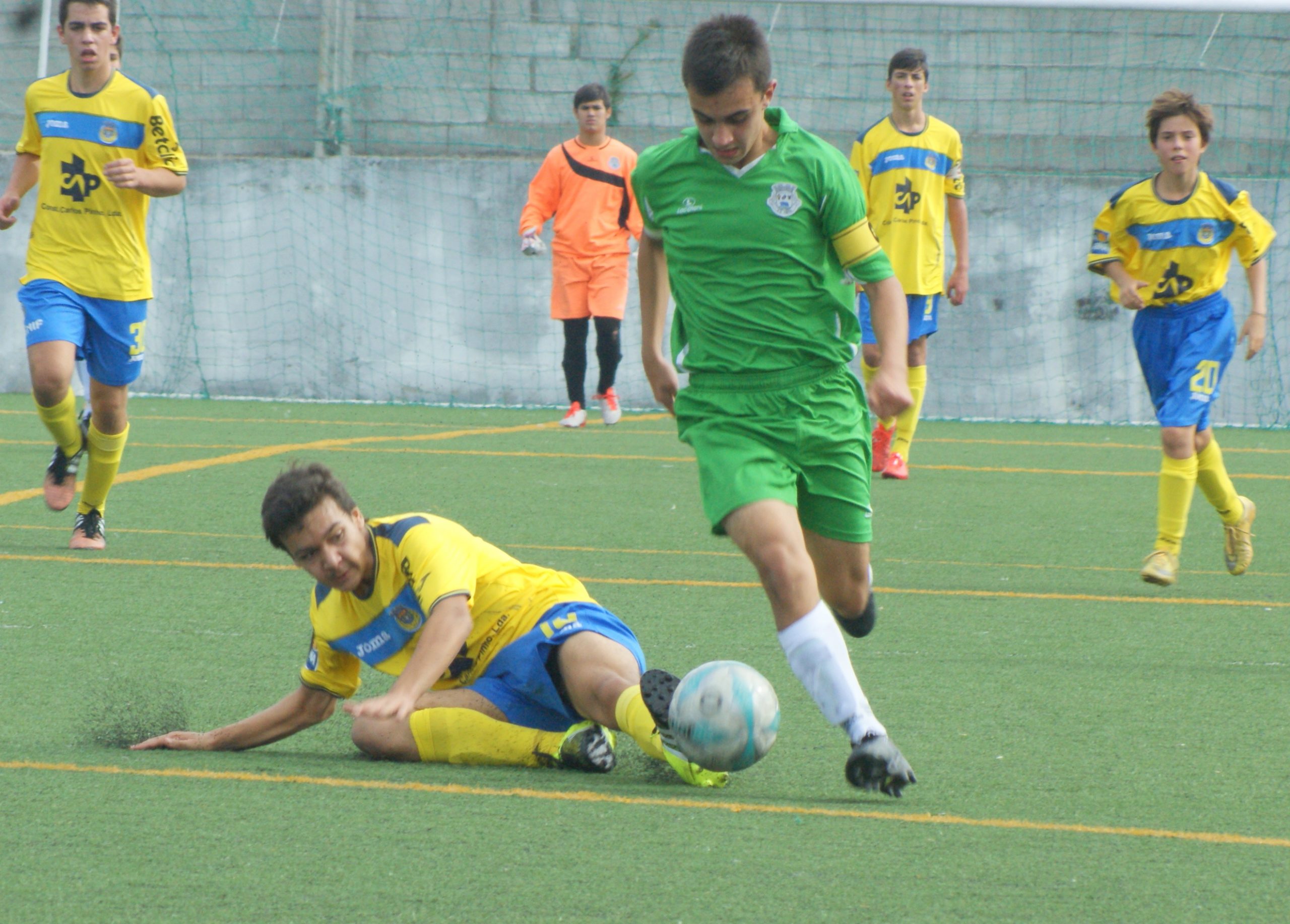 Resultados: Escolinha de Futebol Eliseu “Os Baixinhos”