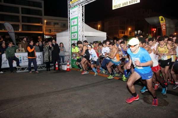 Centenas de participantes na 2ª São Silvestre de Espinho