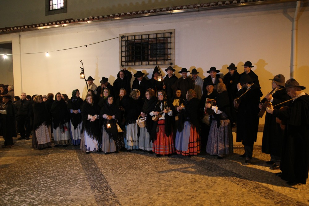 Cantares ao Menino e Janeiras em Paramos
