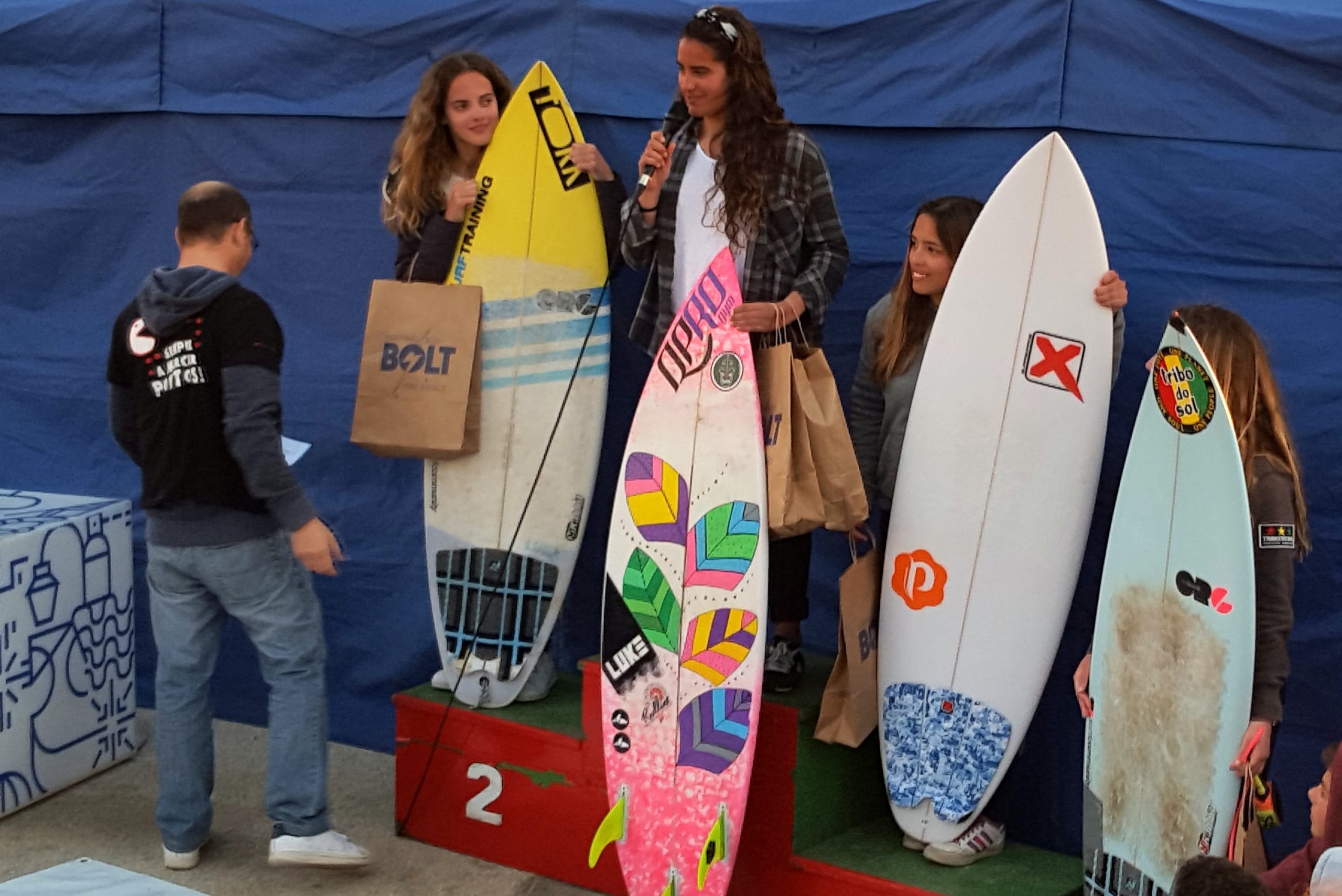 Surf – Luísa Meneses 3º Lugar 1º intersócios 2016 do Clube de Surf do Porto