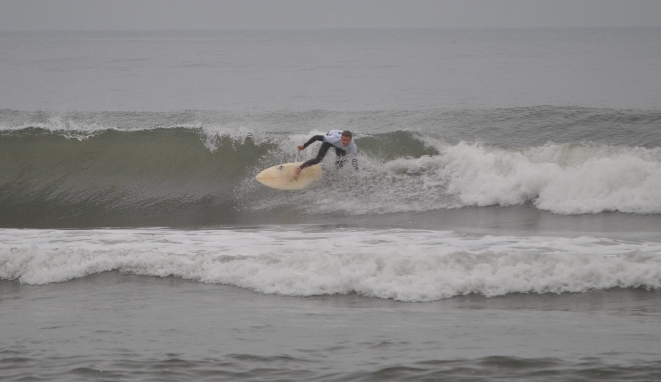 Espinho Pro Surf já nas ondas