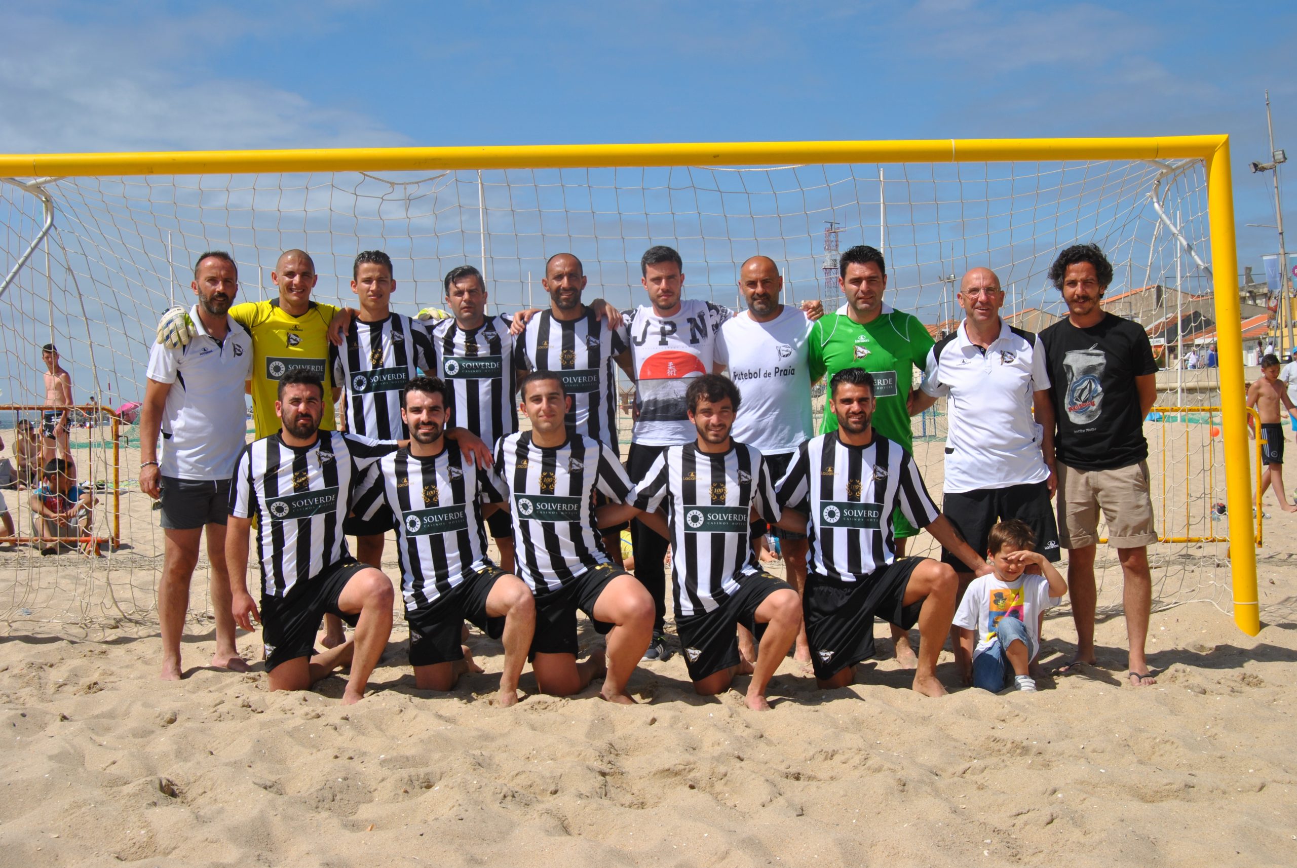 Futebol Praia: Sp. Espinho começa a ganhar