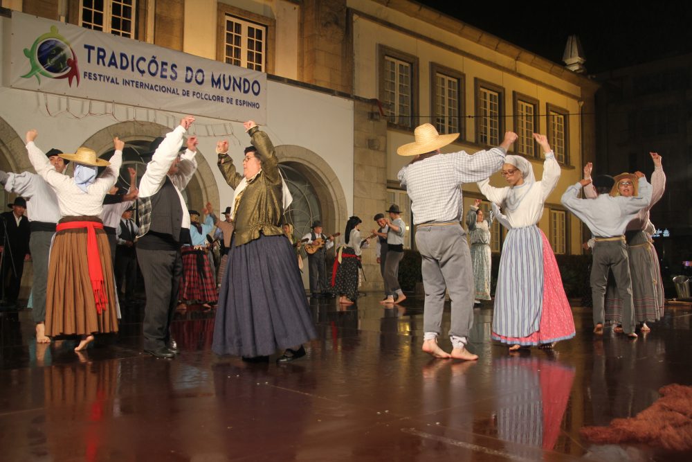Tradições do Mundo animou o domingo em Espinho
