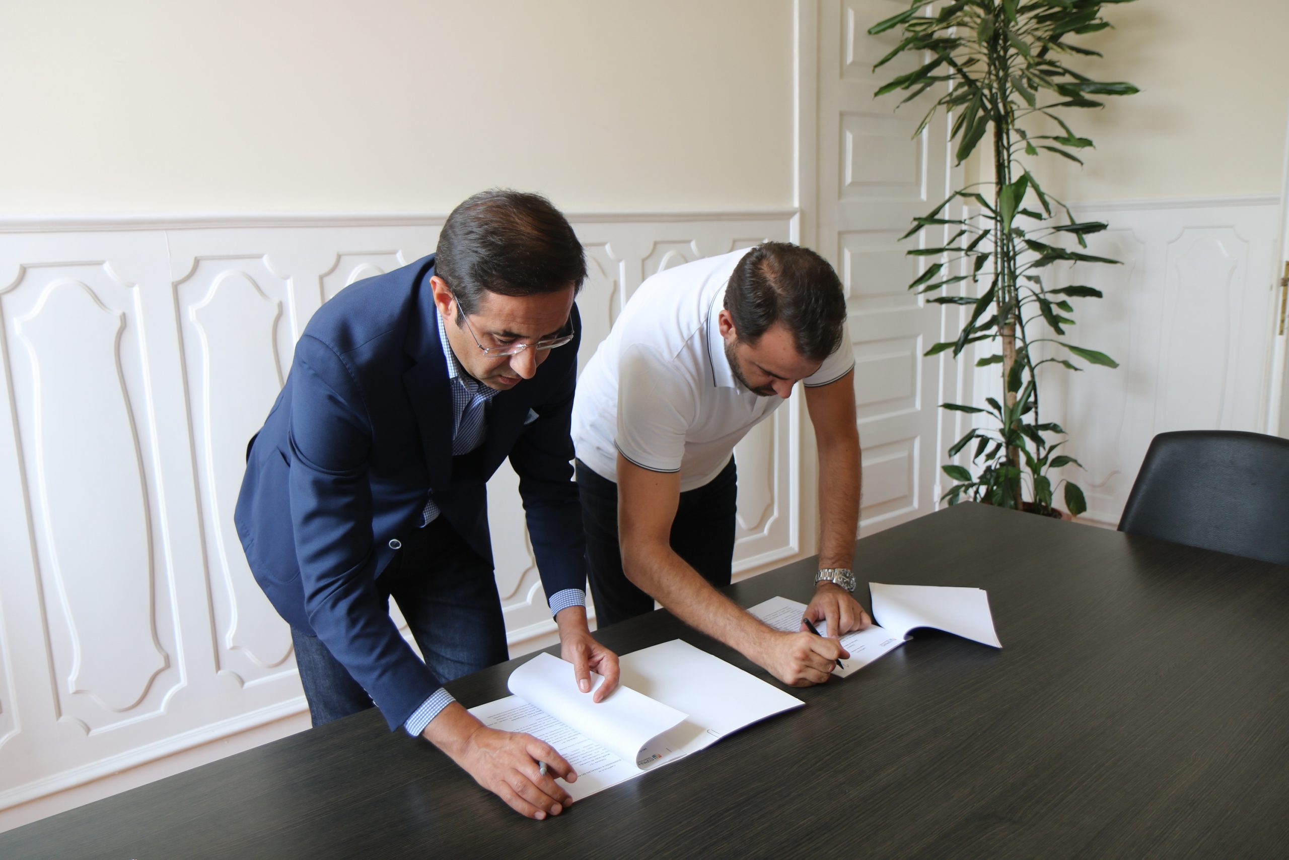 Contratos Interadministrativos assinados entre Municipio de Espinho e J.F. Silvalde