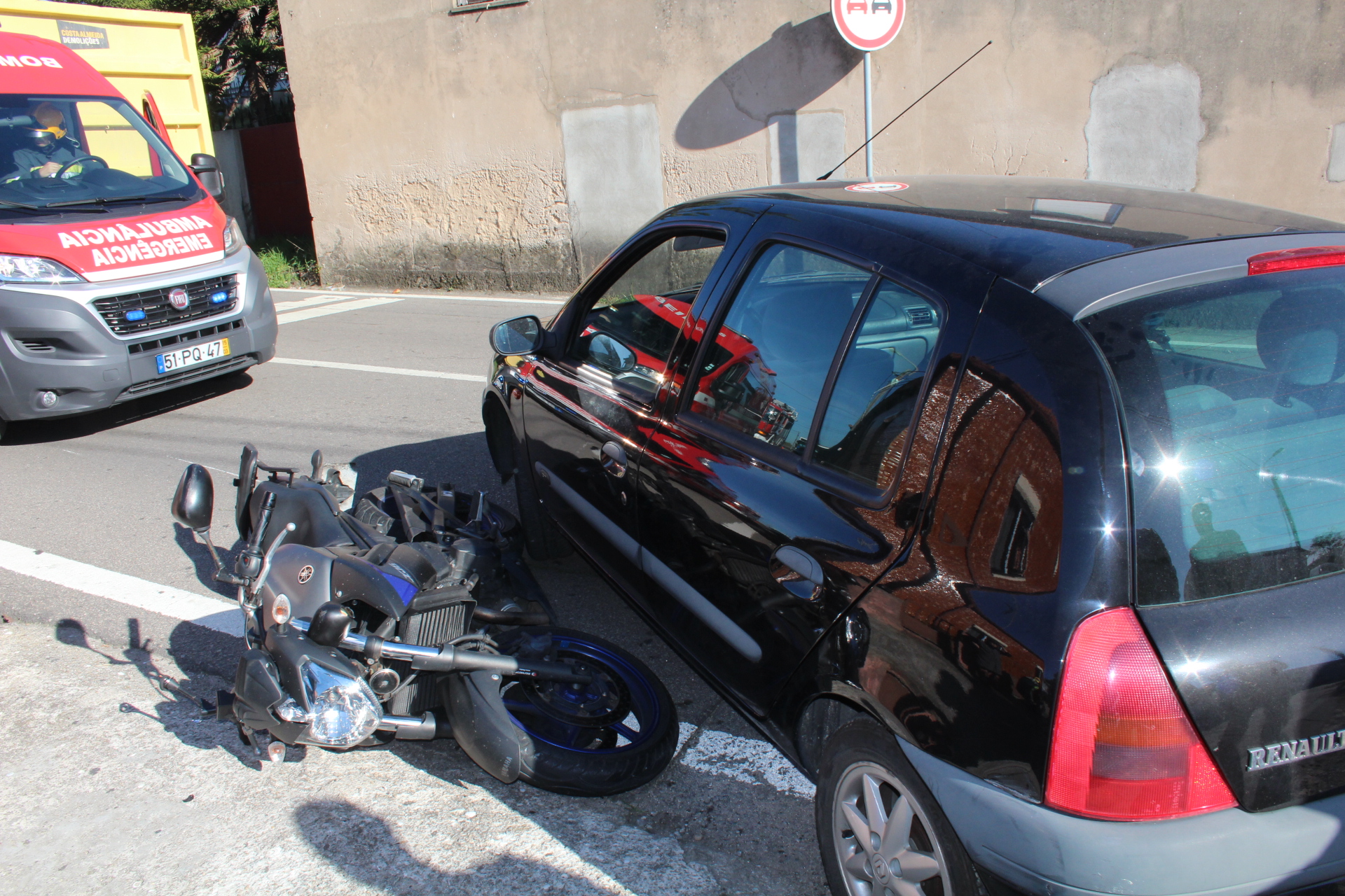 Motociclista ferido em acidente em Silvalde