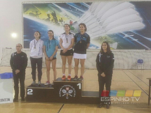 Badminton: Atletas da AAE arrecadam 2 medalhas de ouro