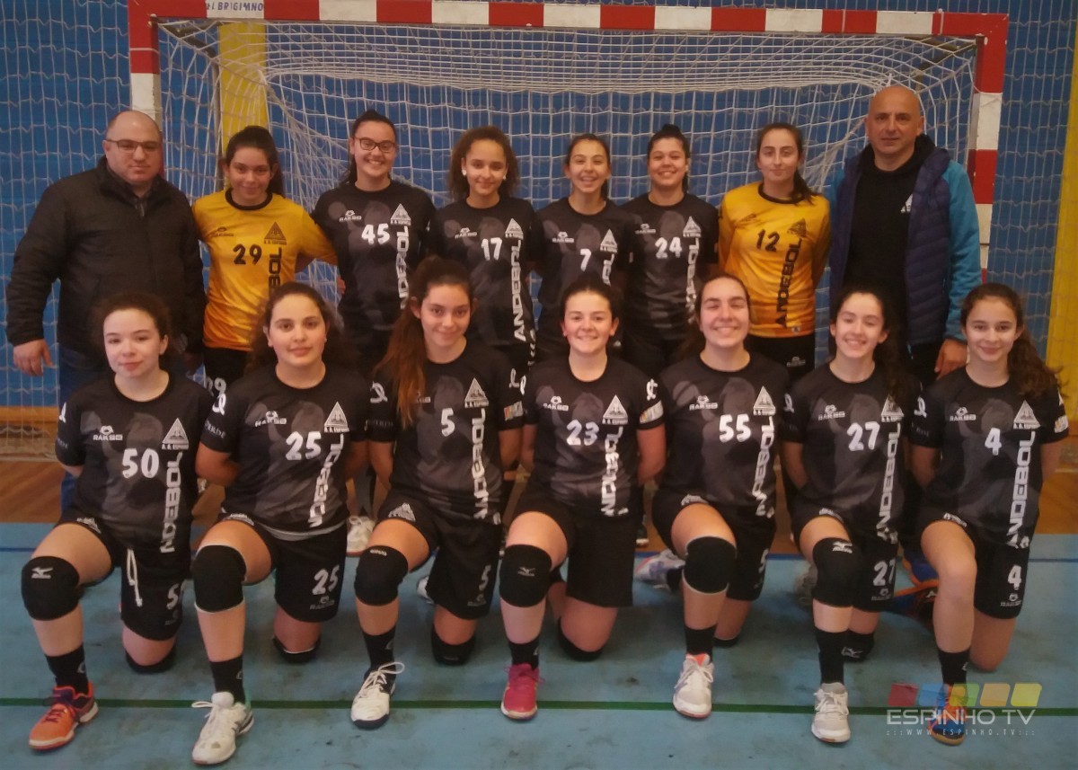 Andebol AAE: Só as Iniciadas venceram este fim-de-semana