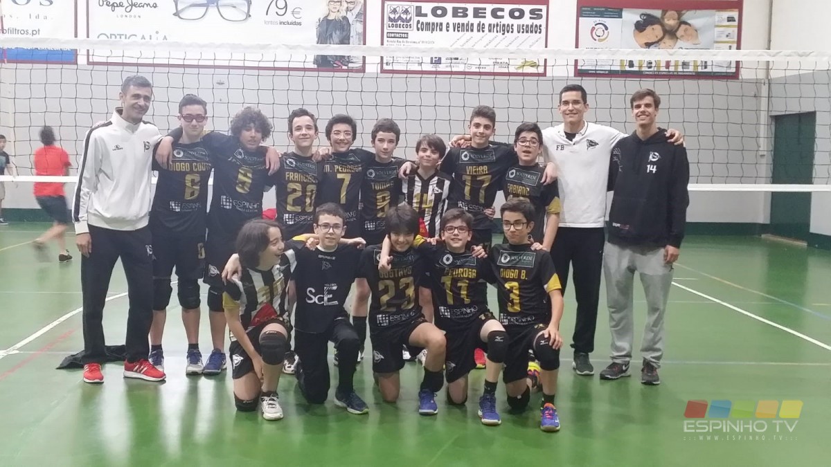 Voleibol SCE: Minis B Feminino e Masculino Campeões Regionais!