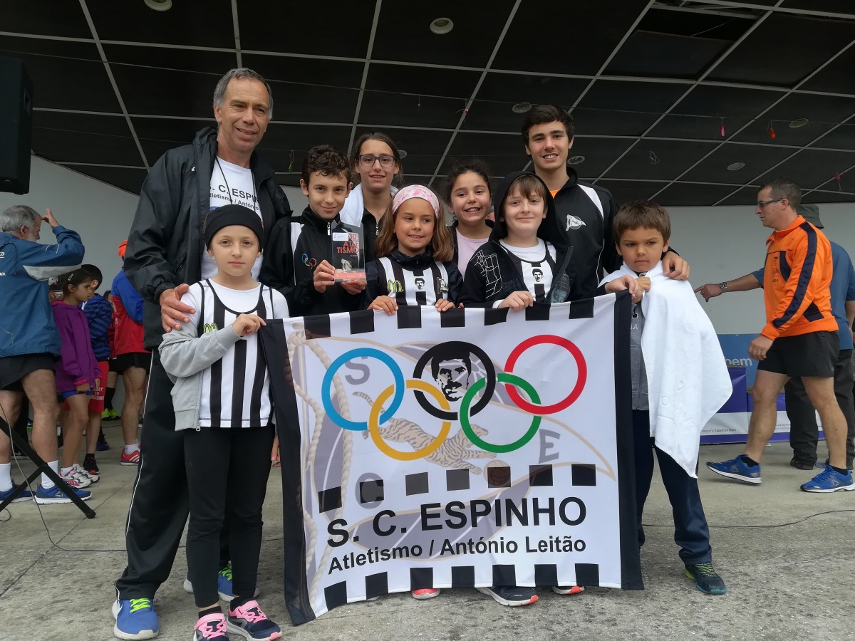 Escola Atletismo SC Espinho/António Leitão em 2º lugar no GP Atletismo S. Paio Oleiros