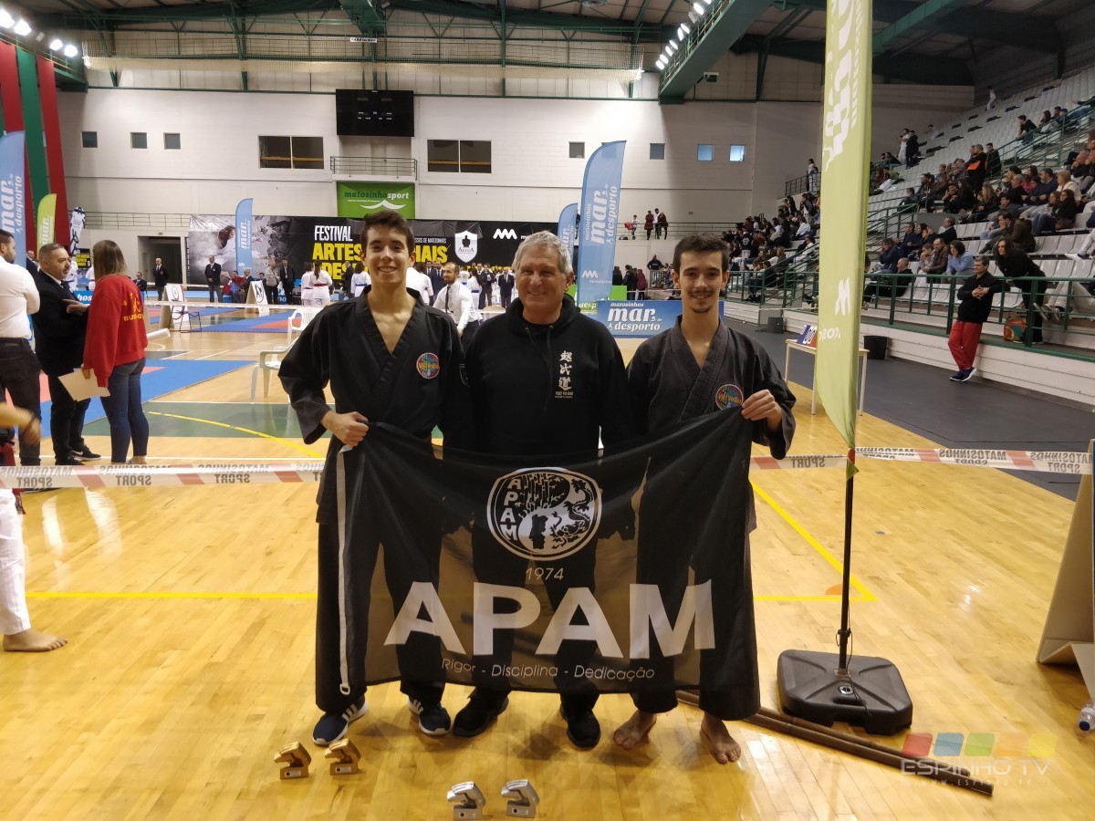 Atletas do Viet Vo Dao da Apam sobem ao pódio