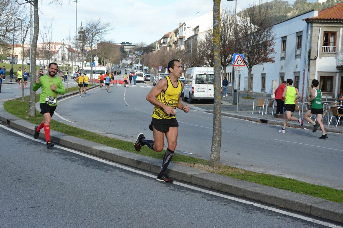 Atletismo: Rio Largo na 21.ª Meia Maratona Manuela Machado
