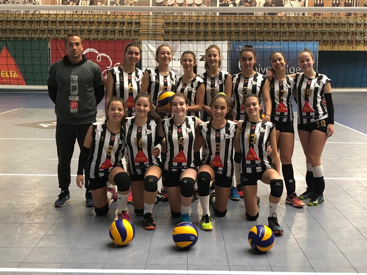 Voleibol SCE: Fez-se sentir a formação espinhense este fim de semana