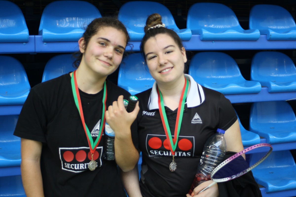 Resumo dos jogos da secção de Badminton da AAE