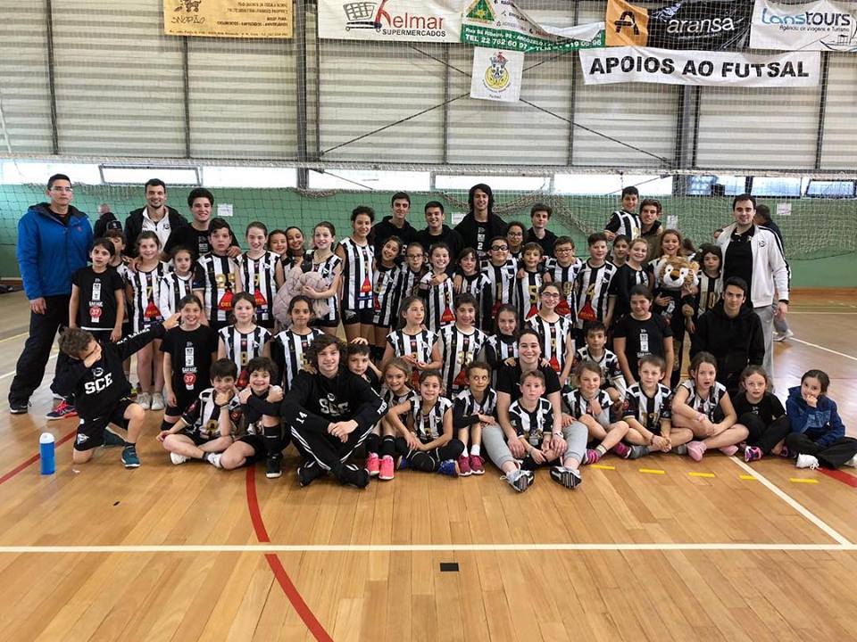 Voleibol SCE: Minis A Campeões do Torneio da Páscoa!