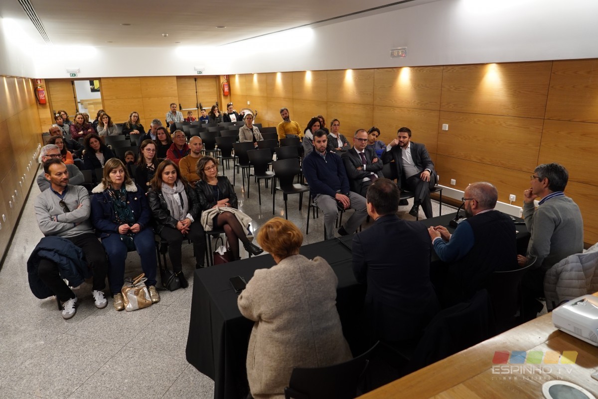 Apresentação do projeto da reabilitação da Escola Básica Espinho 2
