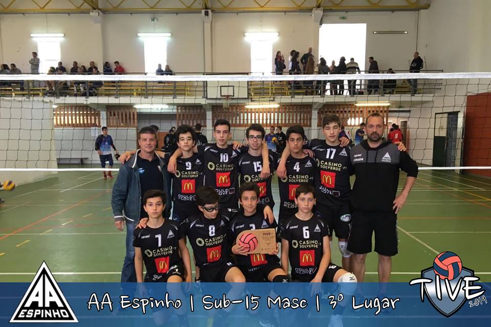 Voleibol: Equipas da AAE participam no TIVE 2019