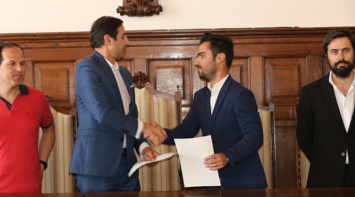 CME assina protocolo com a Associação Futebol Popular de Espinho