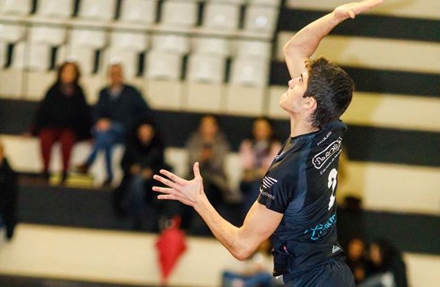 Voleibol AAE: Bernardo Oliveira novamente chamado à Selecção Nacional Sub-18