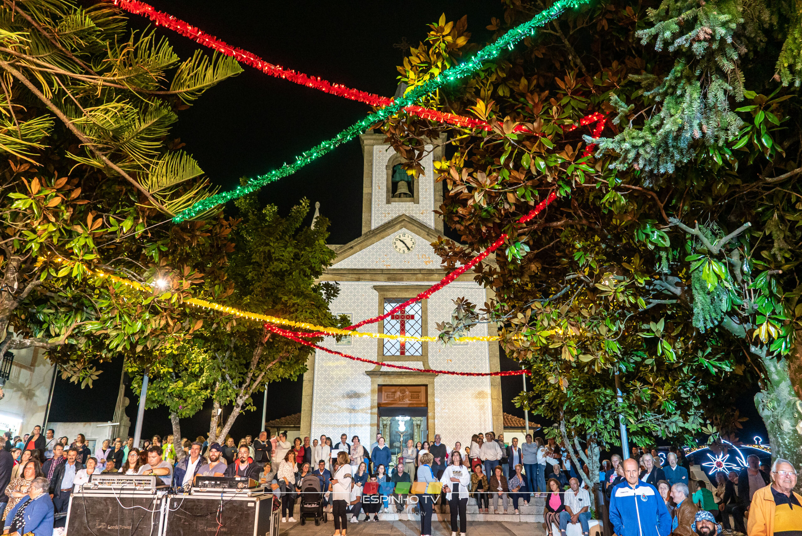 Procissão de Santo Estevão e Nossa Senhora da Guia foi o ponto alto das festas
