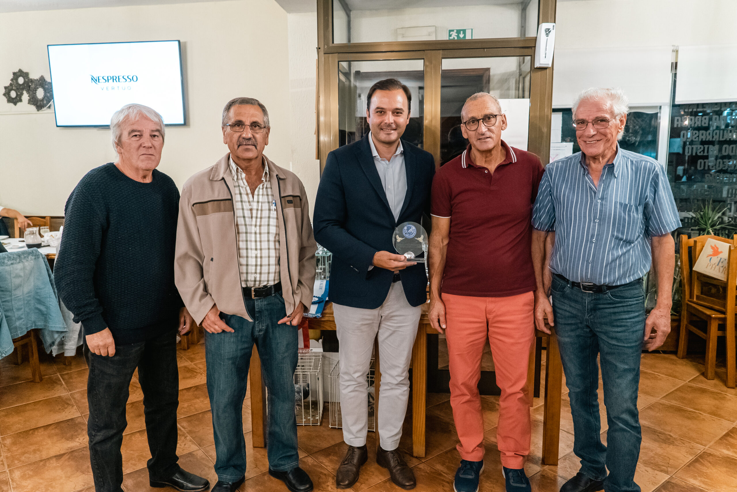 Entrega de prémios no Grupo Columbófilo de Silvalde