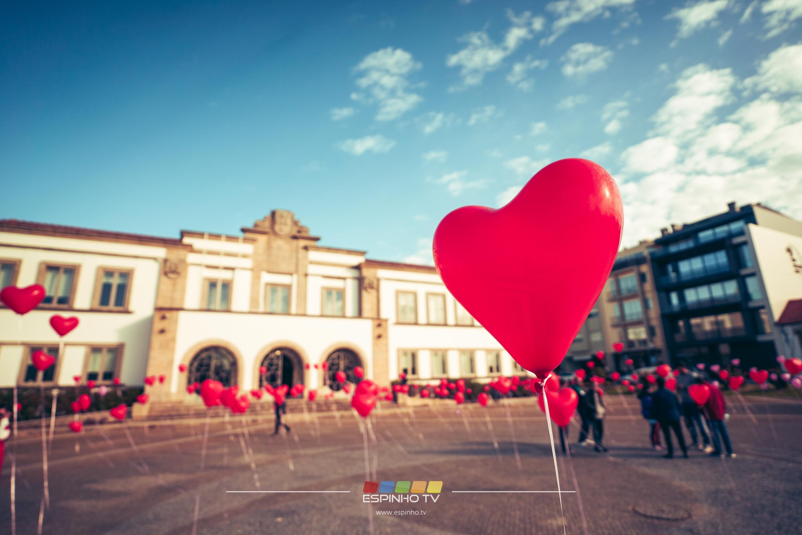Espinho celebra Dia dos Namorados com sugestões românticas por toda a cidade
