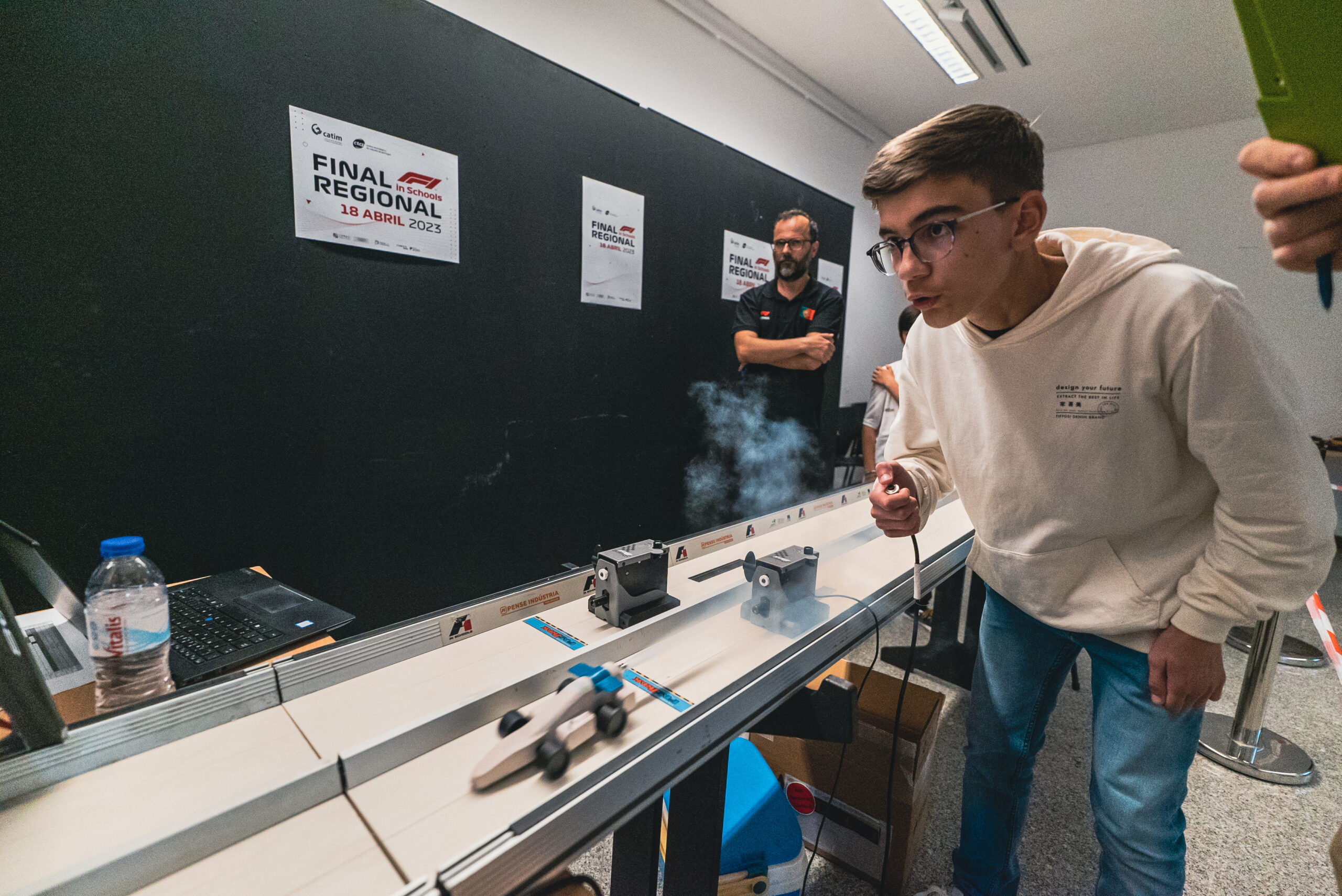 Final Regional do F1 in Schools voltou ao Centro Multimeios