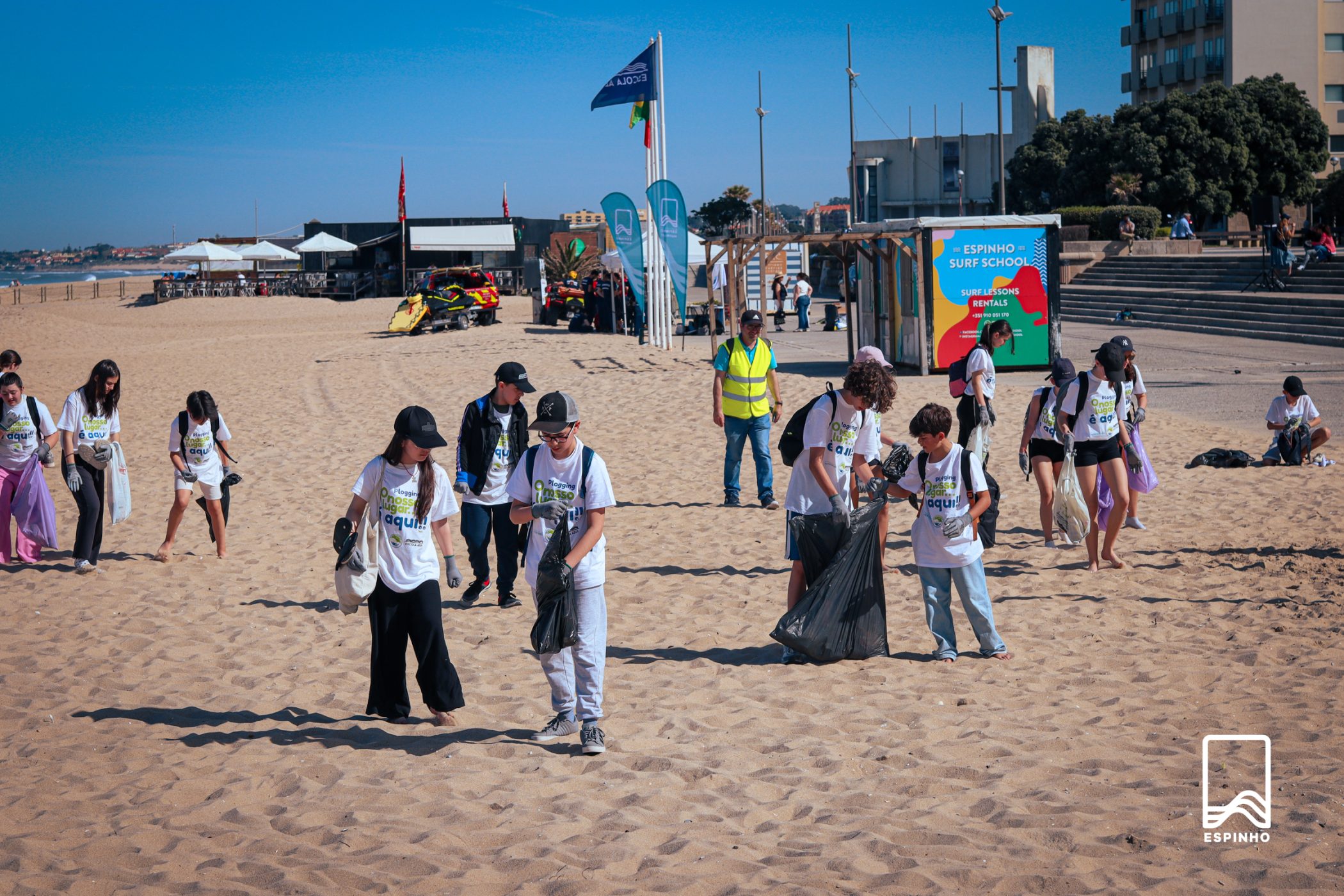 “Plogging – O Nosso Lugar é Aqui” mobilizou comunidade escolar em defesa do ambiente
