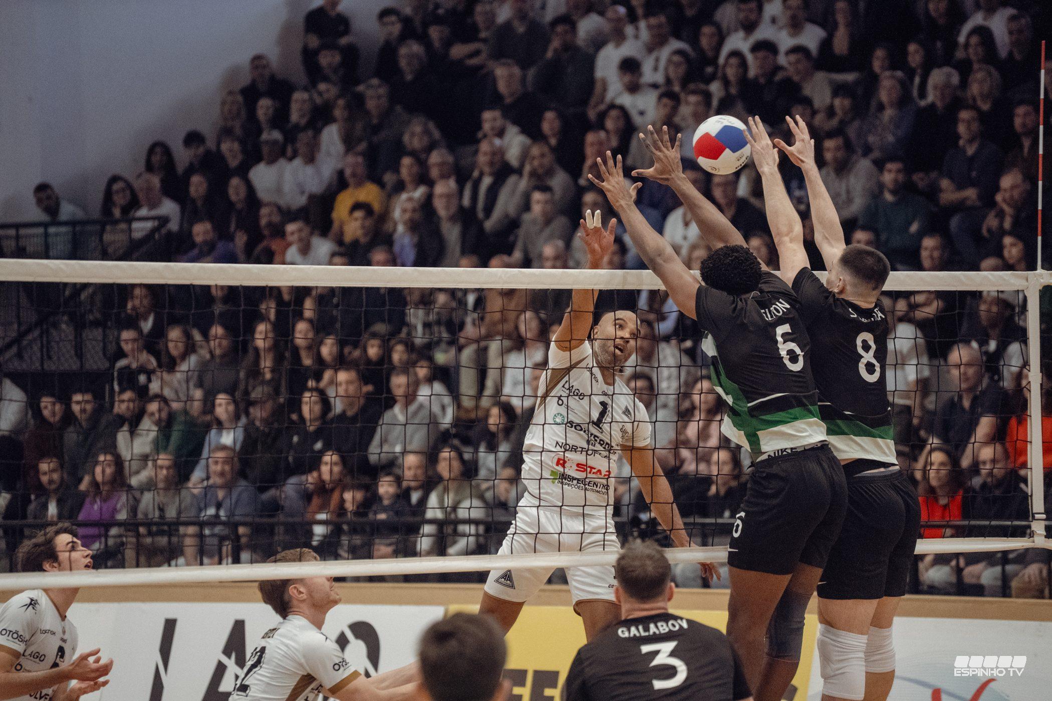 Voleibol: Académica de Espinho sente o apoio da casa mas não evita derrota frente ao Sporting CP